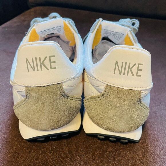 RARE Nike Vintage Pre Montreal Waffle Training Flats Off White Beige Mens 7.5 US main image 5